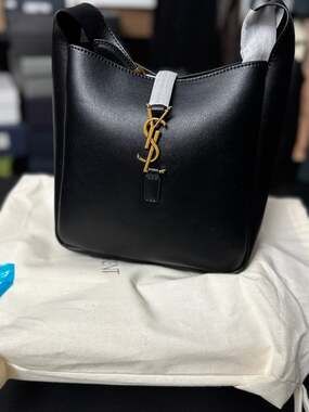 Saint Laurent Small Hobo Bag Leather